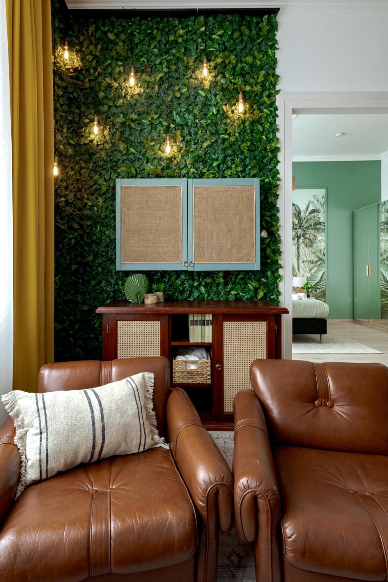 Jungle Aesthetics Downtown Apartman Aircon And Garage Parking Budapest Eksteriør billede